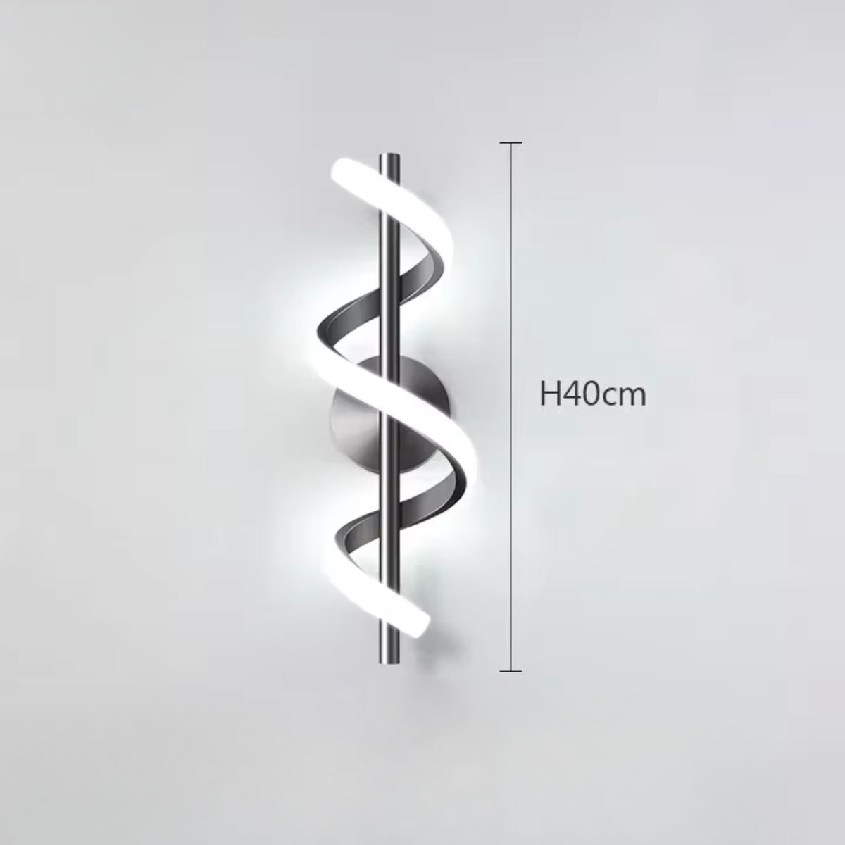 Applique Murale Solstice - Luminaire Spiral LED en Laiton Brossé 40 cm