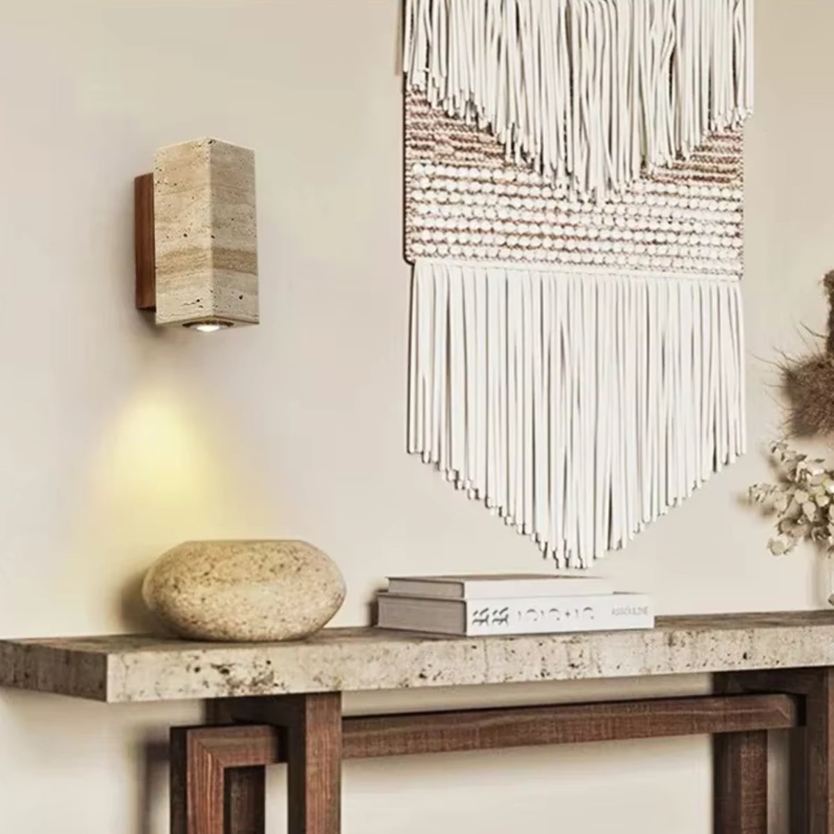Applique Murale Sculpturale Gaïa - Travertin Naturel & Ambiance Chaleureuse