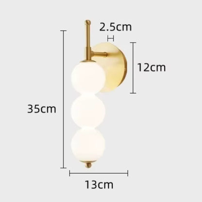 Applique Murale Boréale - Sphères Verre Opale & Laiton LED